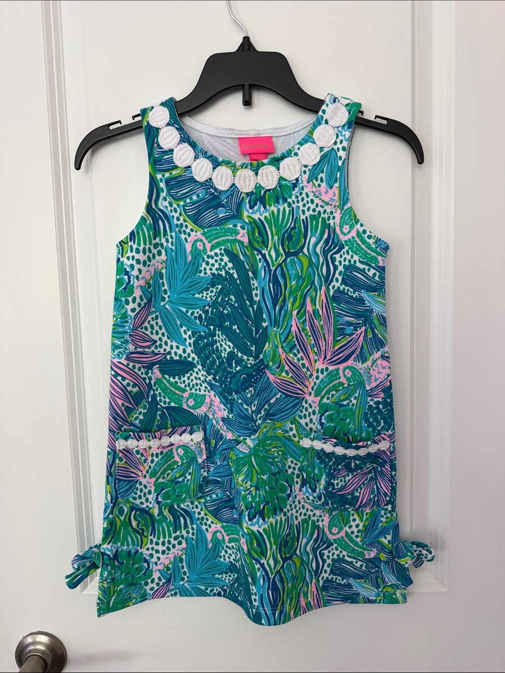 NWOT Lilly Pulitzer Girls' Sleeveless Tropical Print Dress with White Trim